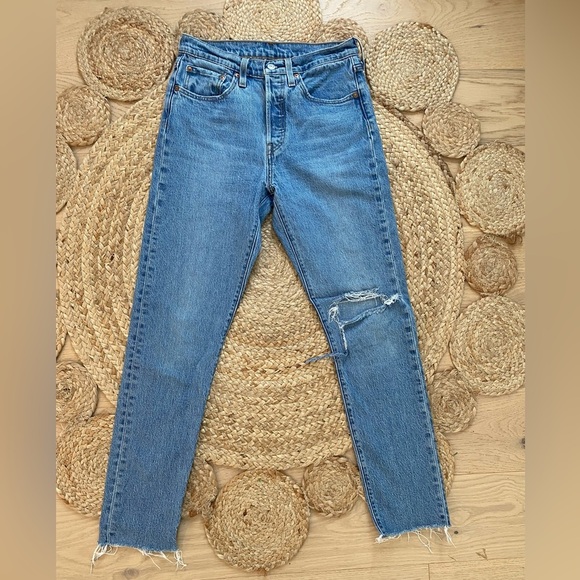 Levi's High Rise Denim Jeans with Frayed Hem - Picture 3 of 4